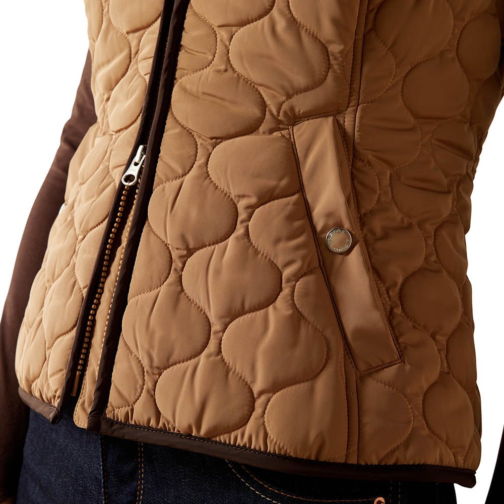 Ariat Womens Ashley 2.0 Insulated Vest – Lightweight Warmth, Tailored Fit, Weather-Resistant